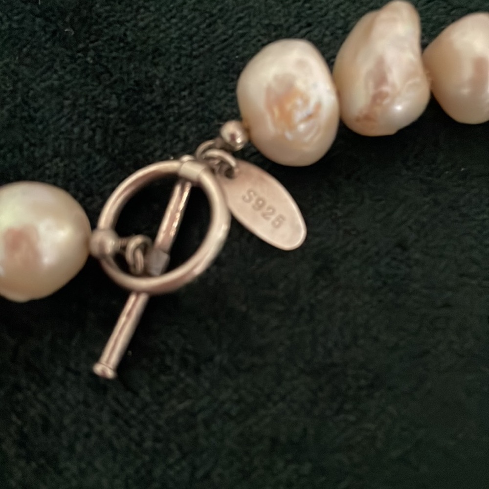 Pearl Neckless - image 3